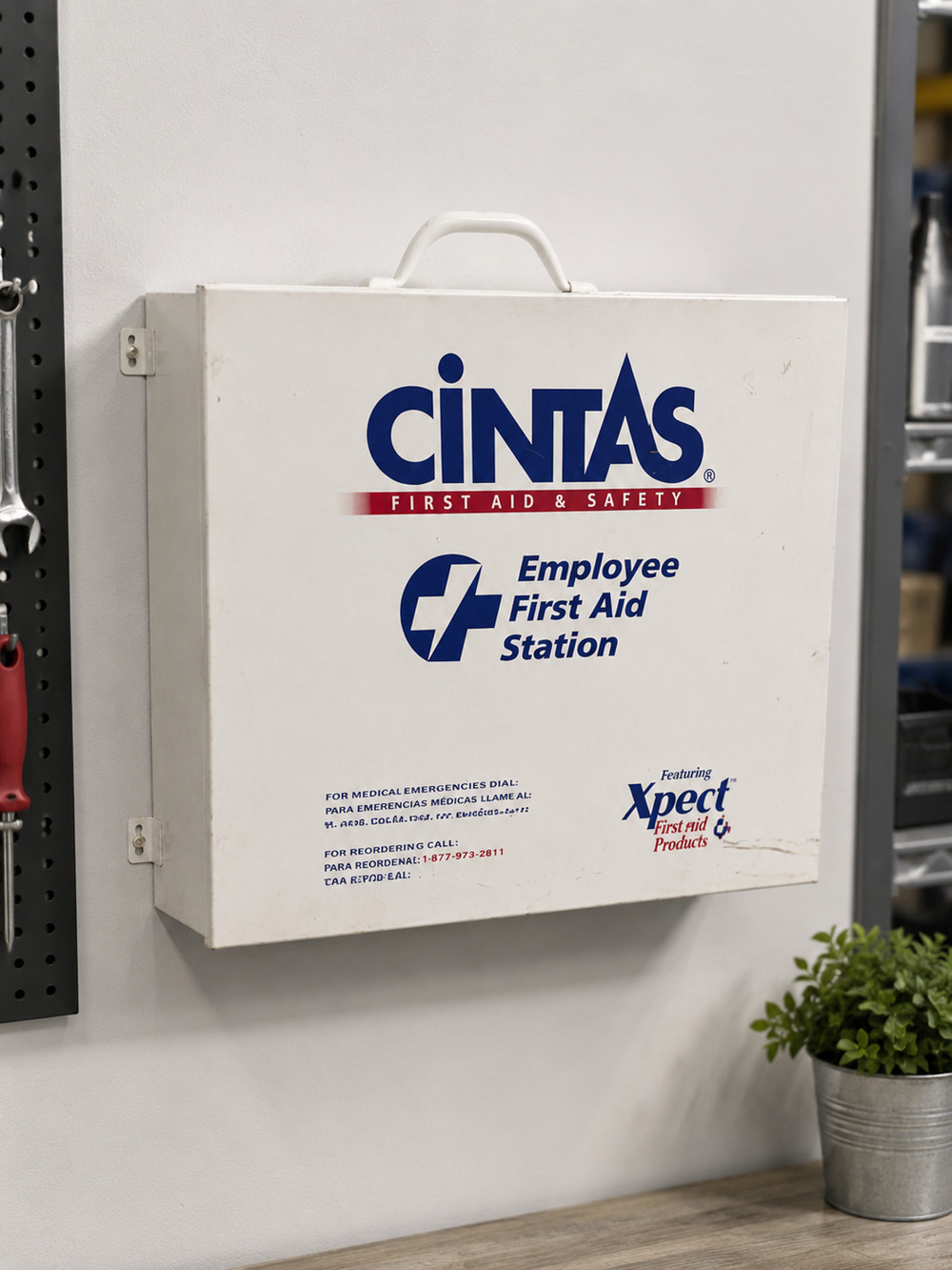Cintas Employee First Aid Station Wall-Mount Metal Cabinet 19x17x6 Empty Box